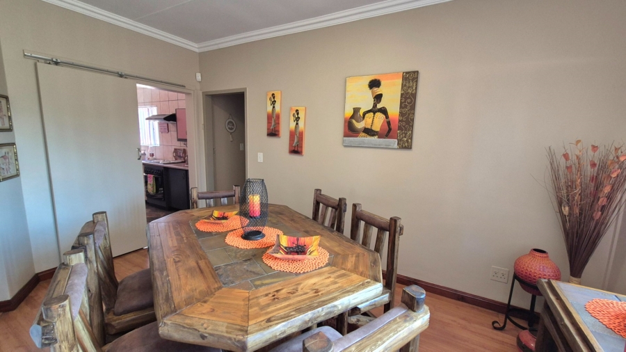 3 Bedroom Property for Sale in Roodia Free State